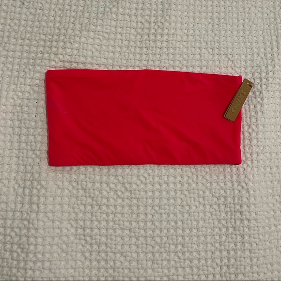 SKIMS Bandeau Bra | Ultra Pink | Strapless Fit | NWT - Picture 2 of 4